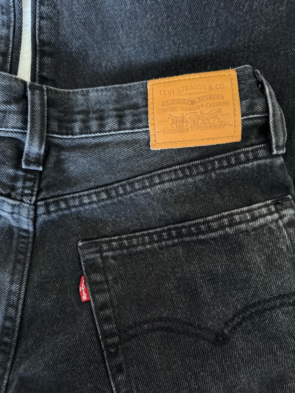Levi's Women’s Black baggy dad Jeans with Tan Leather Patch